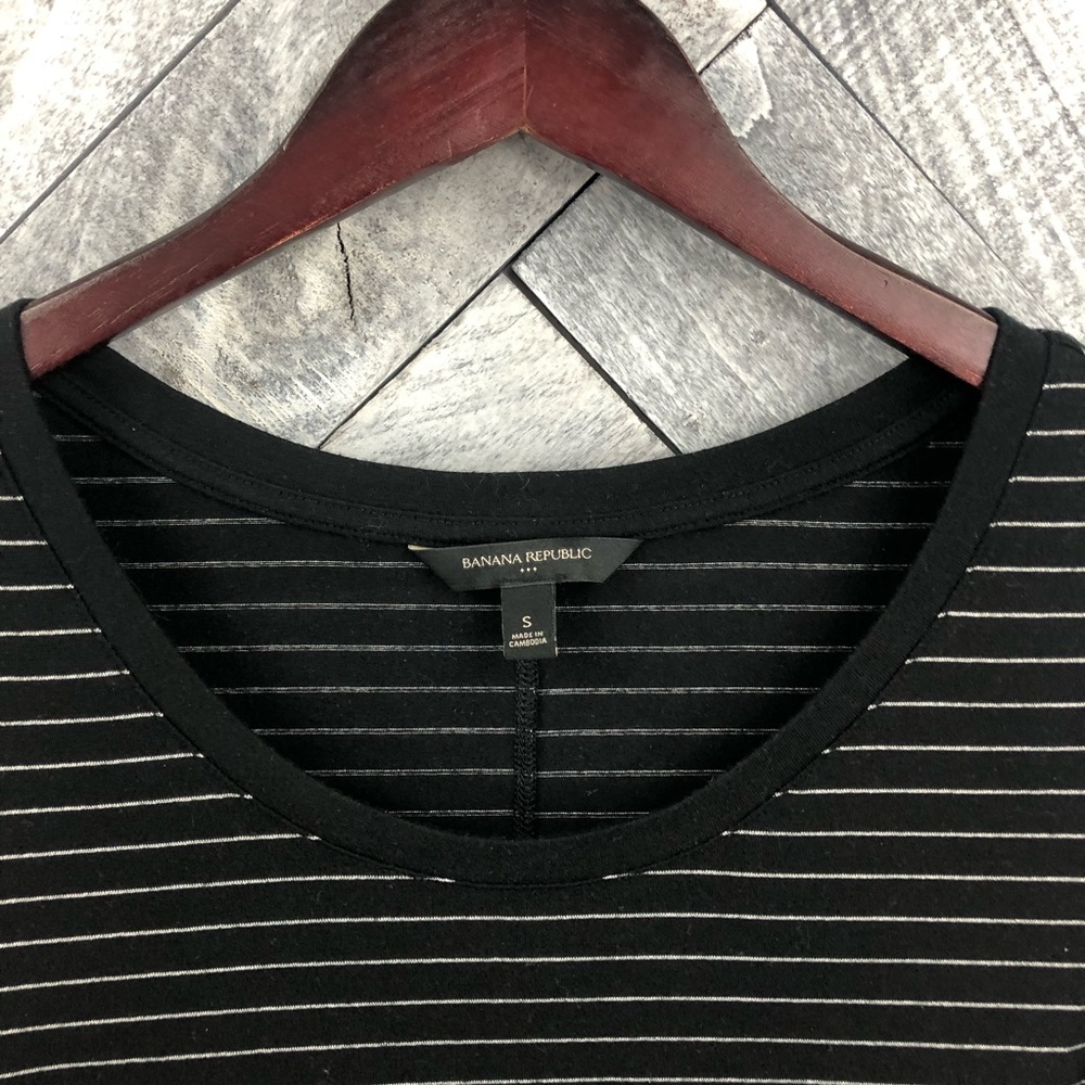 Banana Republic Black Long Sleeve w Silver Stripes